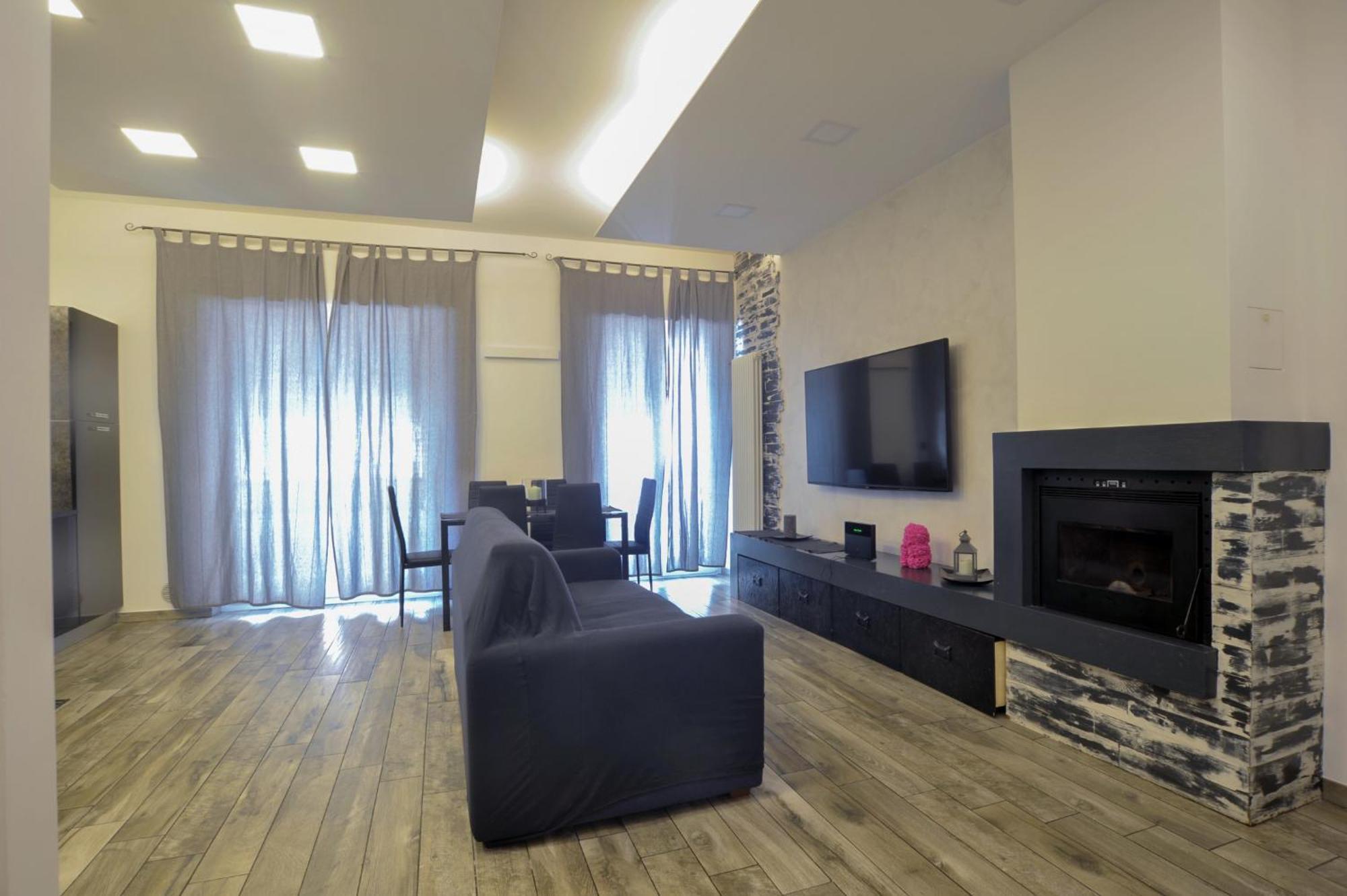 Casa Rosa Lucia Centrale Con Parcheggio サンレモ エクステリア 写真