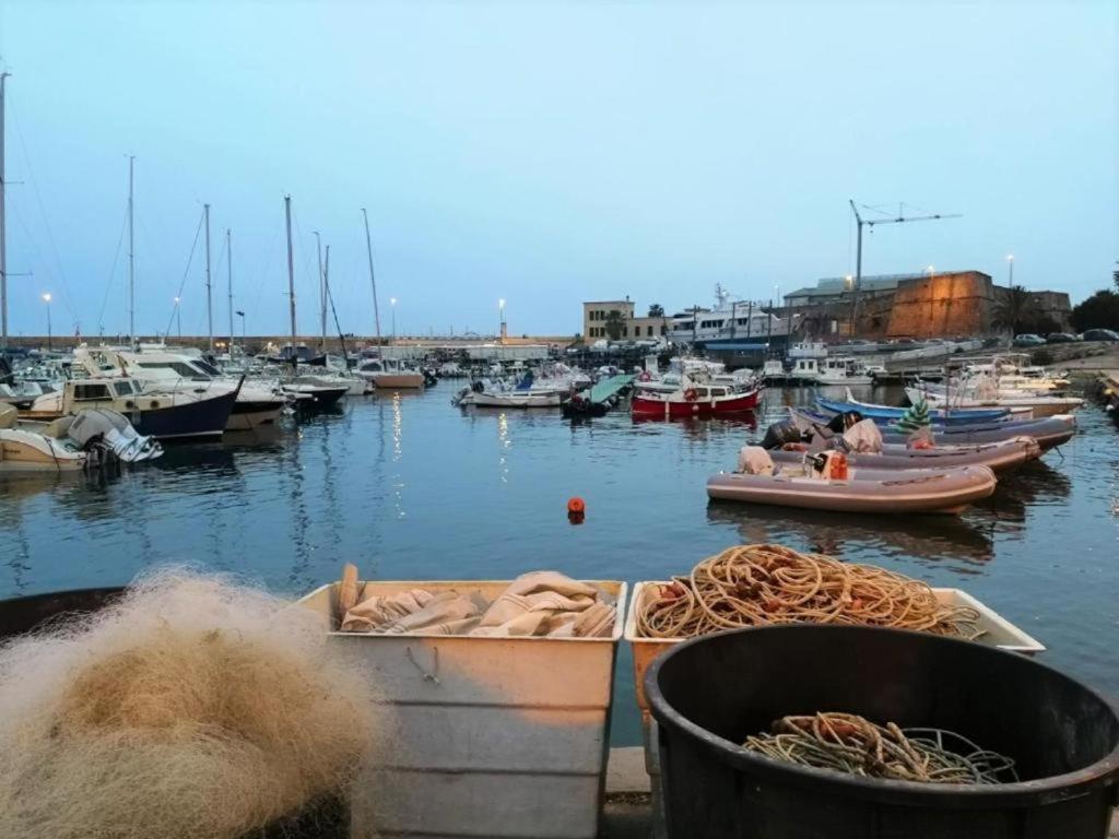 Casa Rosa Lucia Centrale Con Parcheggio サンレモ エクステリア 写真
