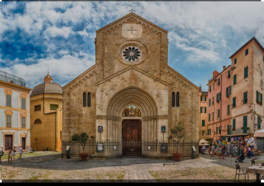 Casa Rosa Lucia Centrale Con Parcheggio サンレモ エクステリア 写真